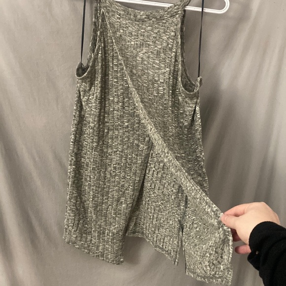 Dressy summer top - Picture 4 of 4